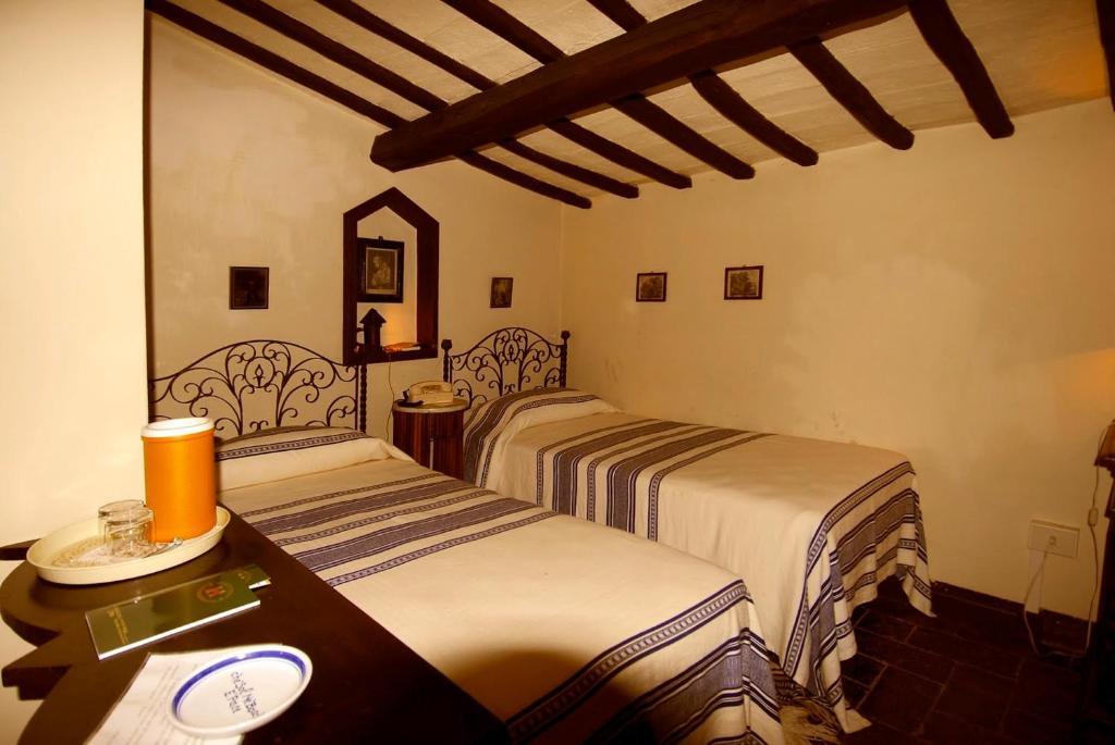 Residenza D'Epoca Eremo Delle Grazie Hotel Monteluco ห้อง รูปภาพ