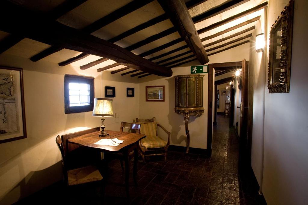Residenza D'Epoca Eremo Delle Grazie Hotel Monteluco ภายนอก รูปภาพ