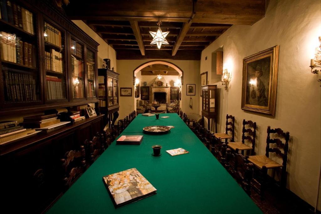 Residenza D'Epoca Eremo Delle Grazie Hotel Monteluco ภายนอก รูปภาพ